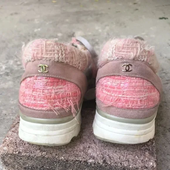 Chanel CC Rosa n Silbar Trainers